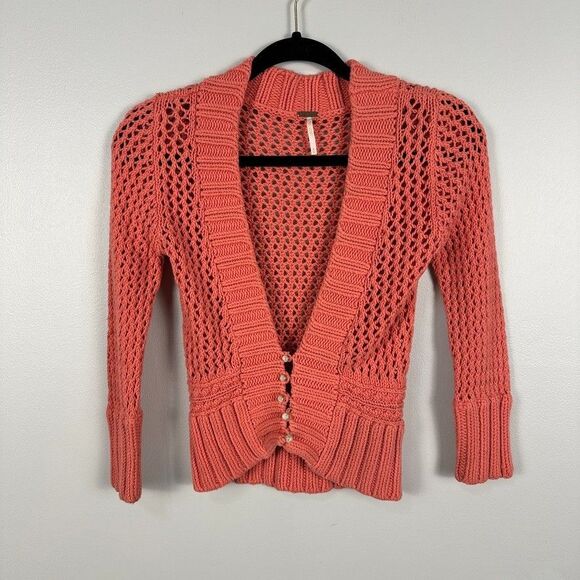 Free People Open Knit Long Sleeve Cropped Cardigan Sweater Medium Coral - Picture 1 of 4